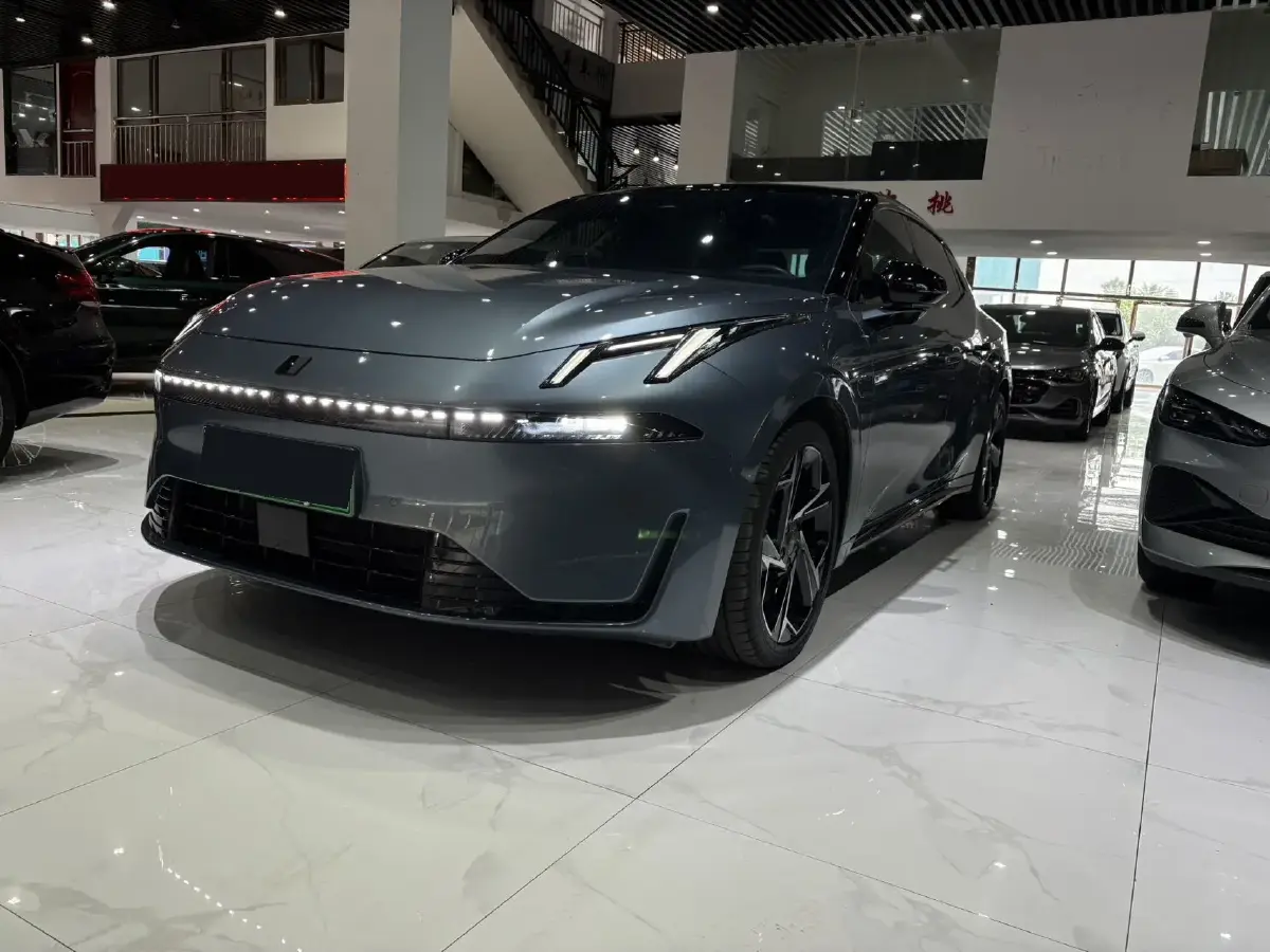 2024 LYNK&CO 07 EM-P 1.5T 163HP L4 3DHT PHEV 18.99KWH