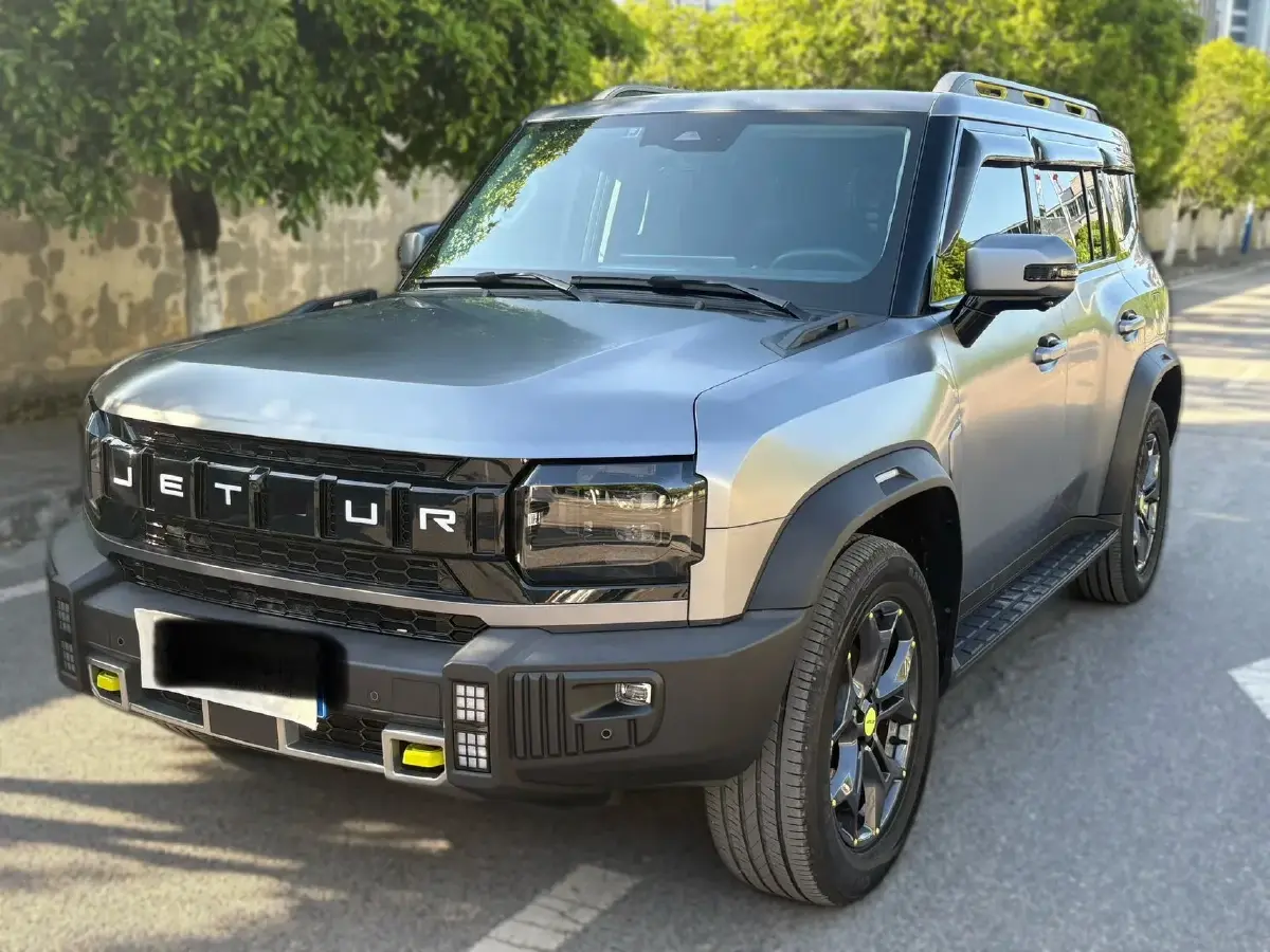 2023 Jetour Traveller 2.0T 254HP L4 7DCT