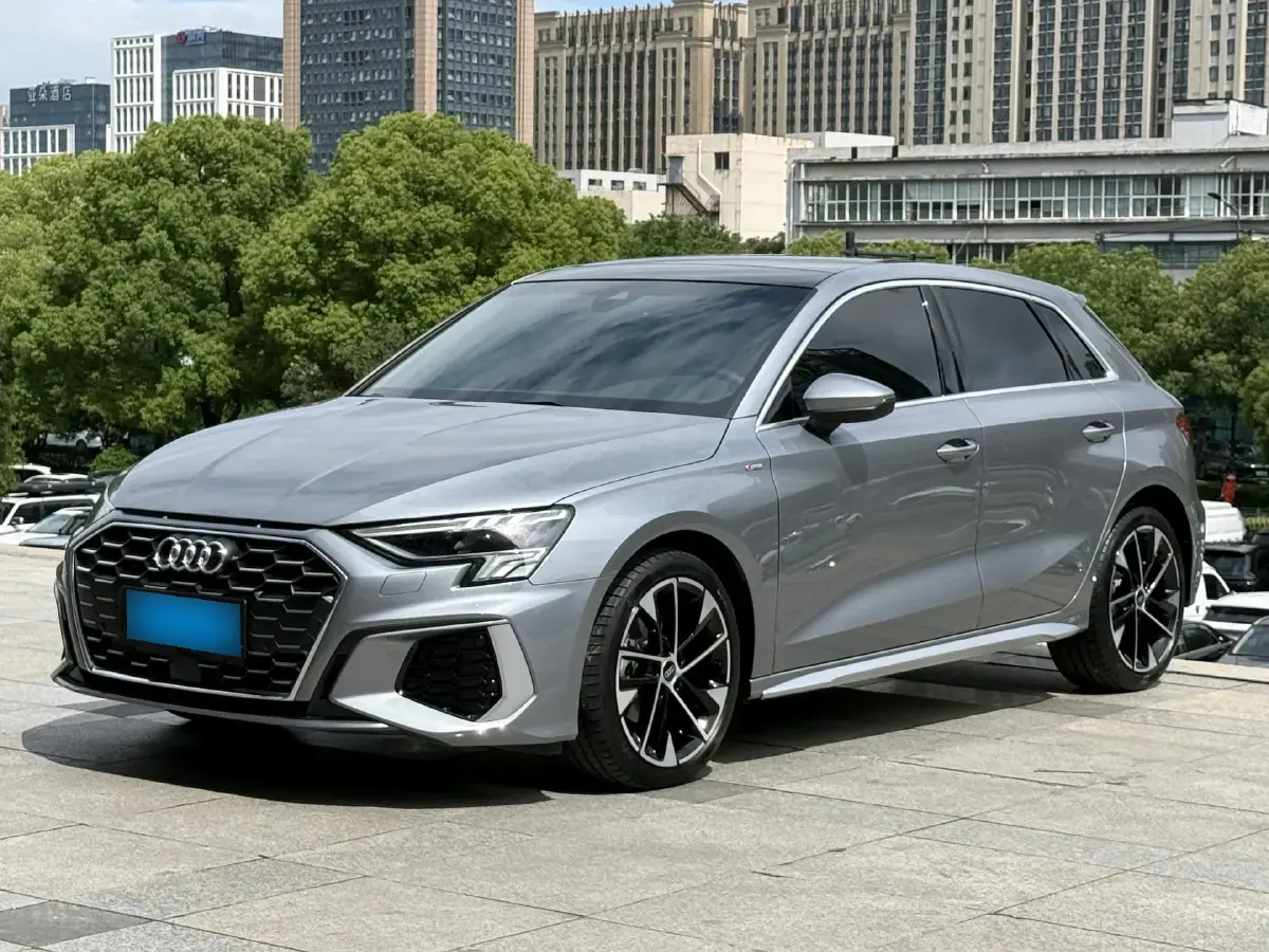 2022 Audi A3 1.4T 150HP L4 7DCT