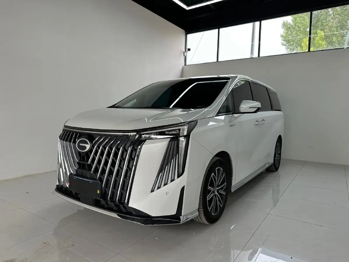 2024 GAC Trumpchi M8 2.0T 190HP L4 2DHT Hybrid