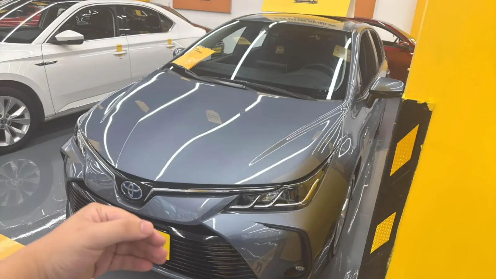 2022 Toyota Corolla 1.8L 98HP L4 E-CVT Hybrid