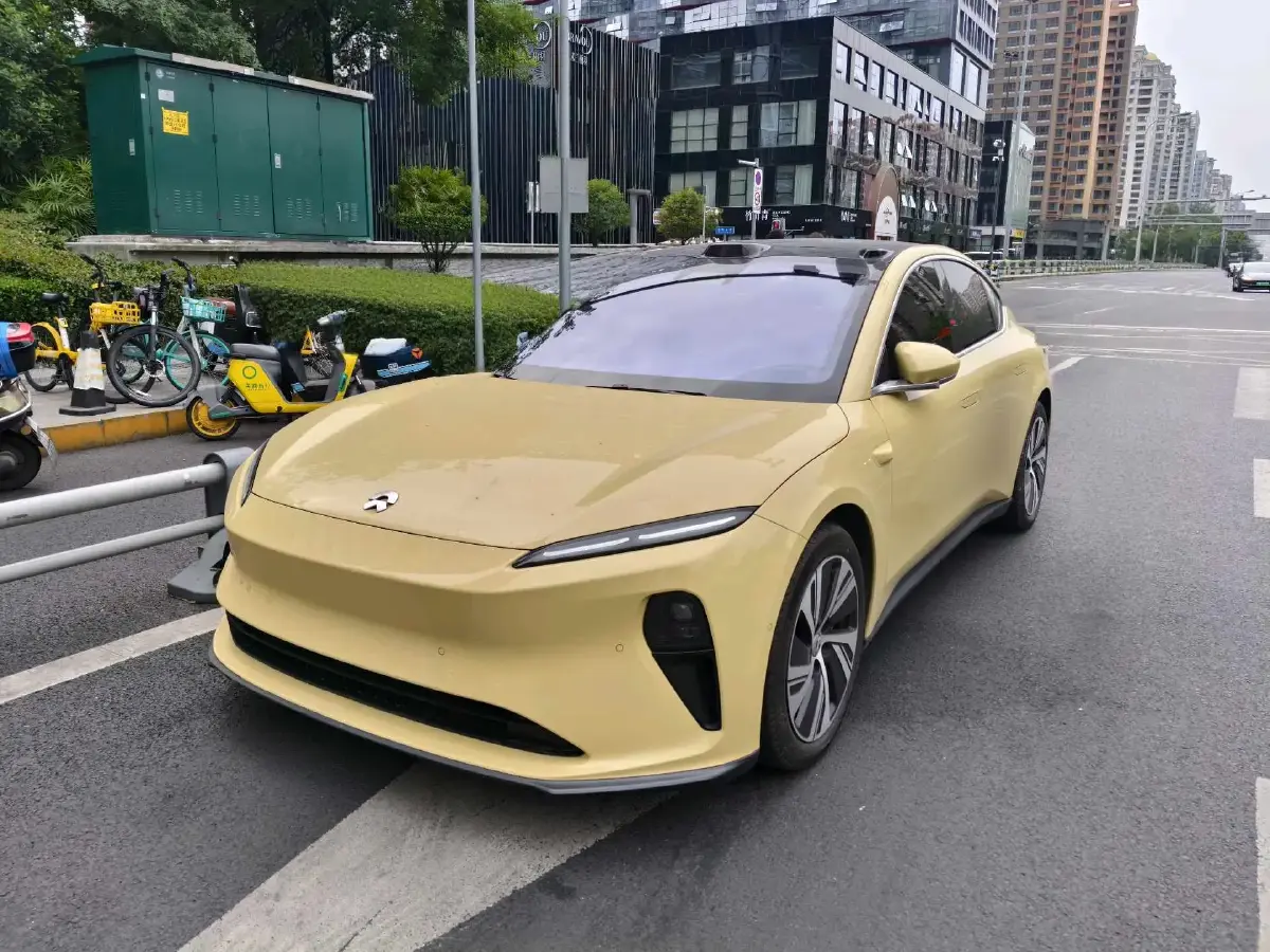 2022 NIO ET5 BEV 75KWH