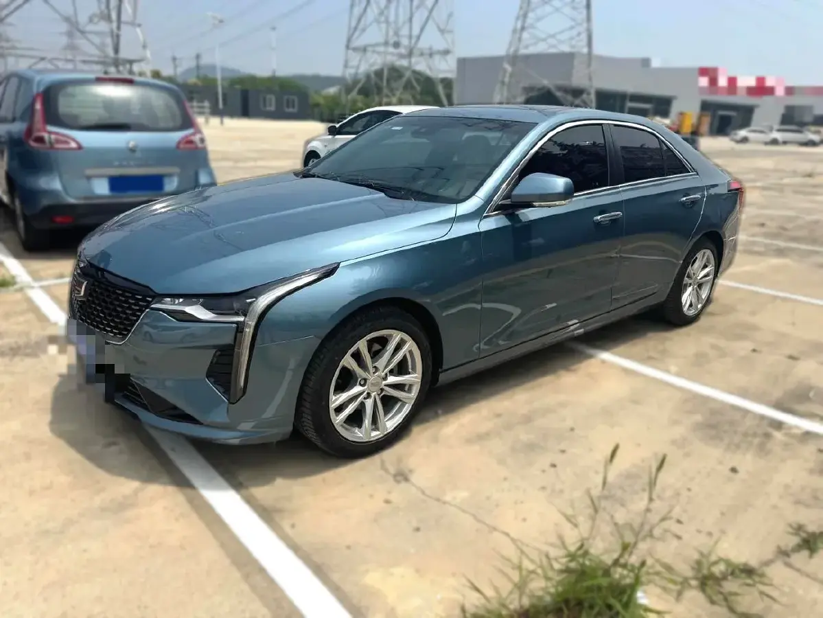 2023 Cadillac CT4 1.5T 211HP L4 8AT