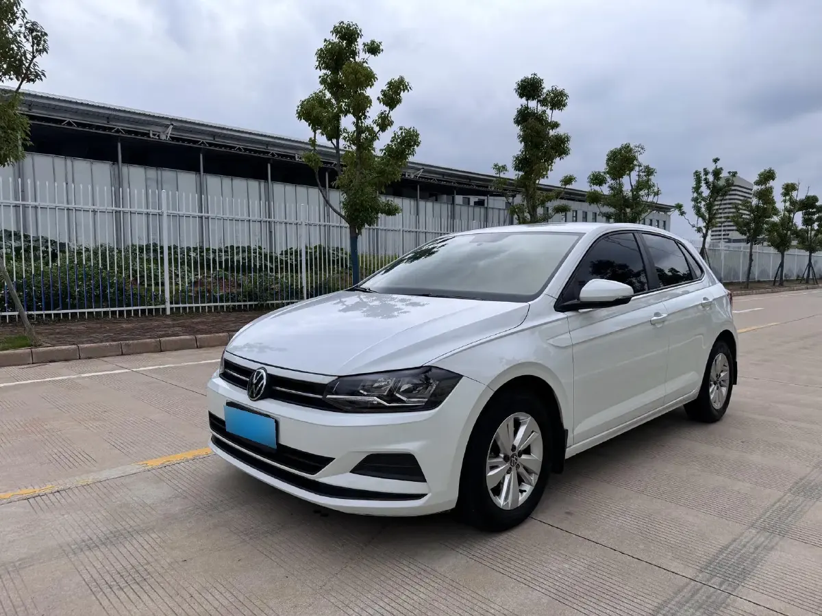 2023 Volkswagen Polo 1.5L 110HP L4 6AT