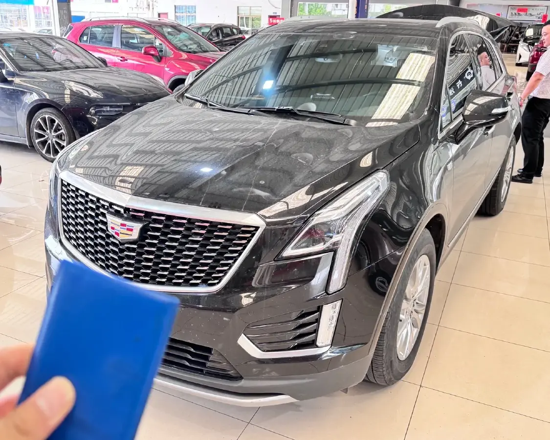 2022 Cadillac XT5 2.0T 237HP L4 9AT