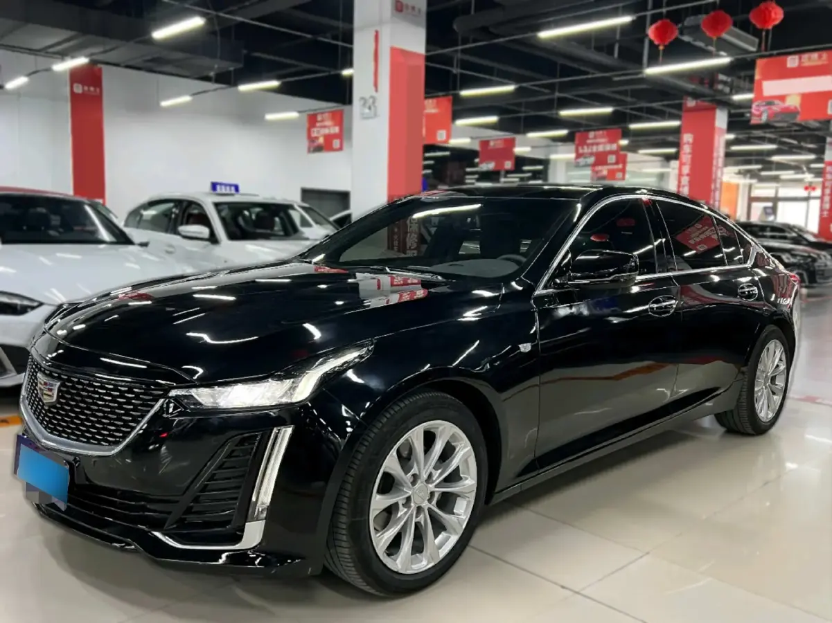 2023 Cadillac CT5 2.0T 237HP L4 10AT