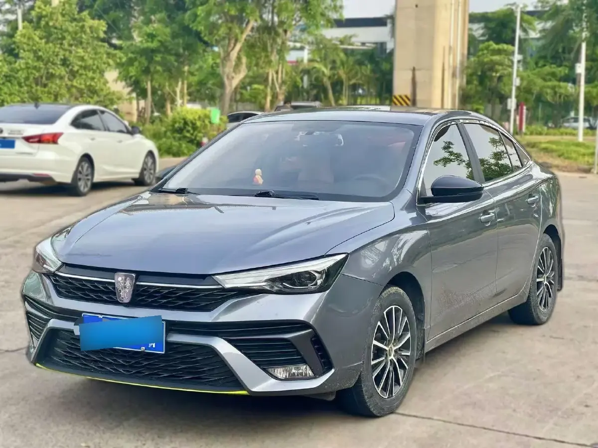2021 Roewe i5 1.5L 120HP L4 CVT