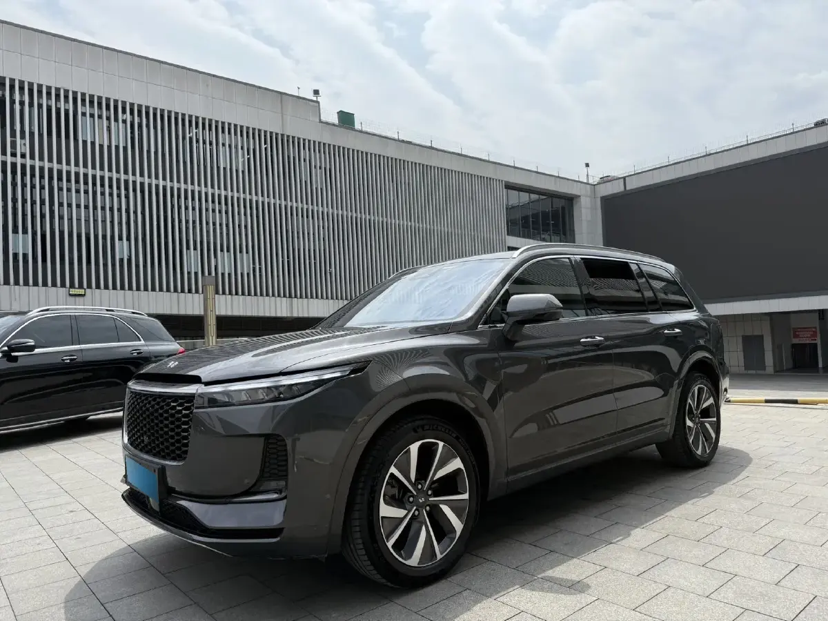 2021 Li ONE Range Extended 131HP REEV 40.5KWH