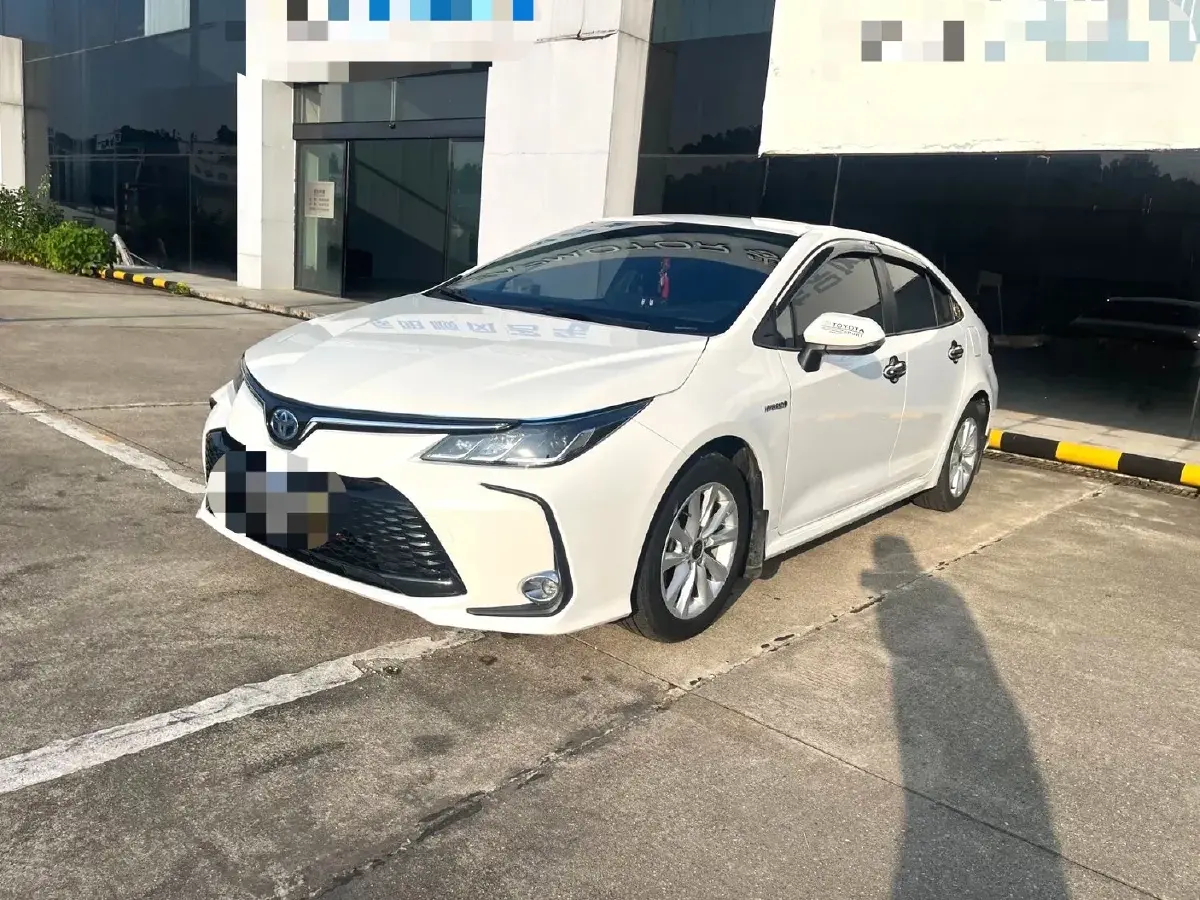 2023 Toyota Corolla 1.8L 98HP L4 E-CVT Hybrid