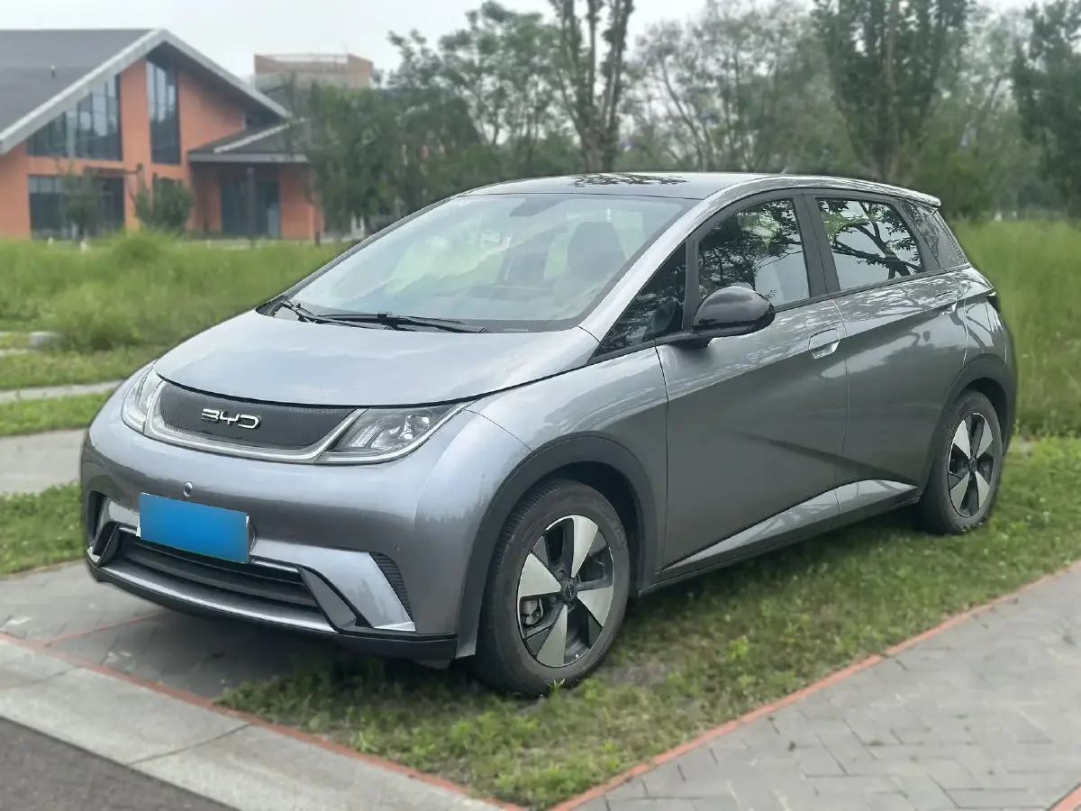 2023 BYD Dolphin BEV 44.928KWH