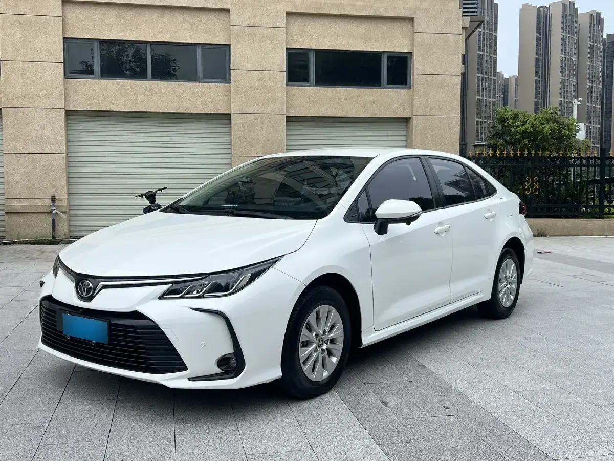 2021 Toyota Corolla 1.2T 116HP L4 CVT