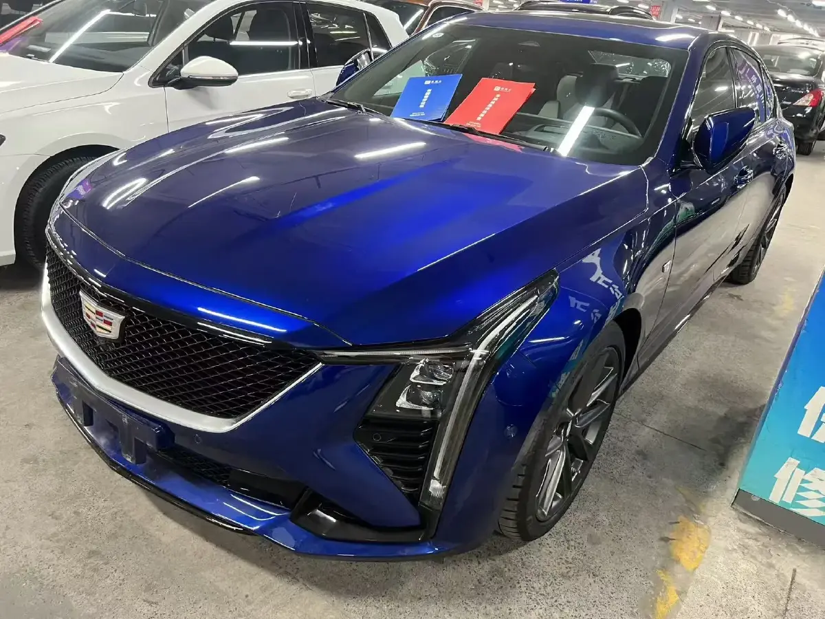 2024 Cadillac CT5 2.0T 237HP L4 10AT