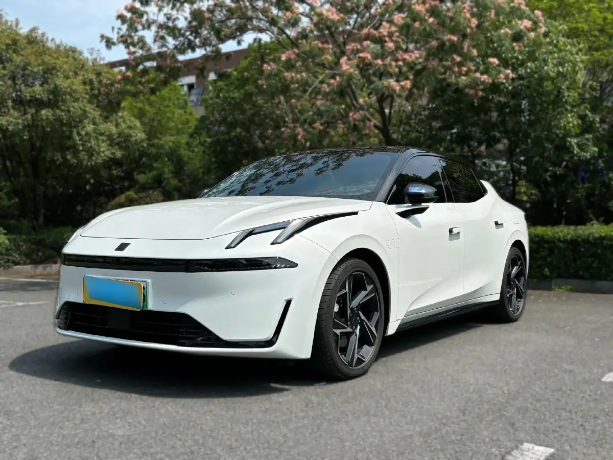 2024 LYNK&CO 07 EM-P 1.5T 163HP L4 3DHT PHEV 18.99KWH