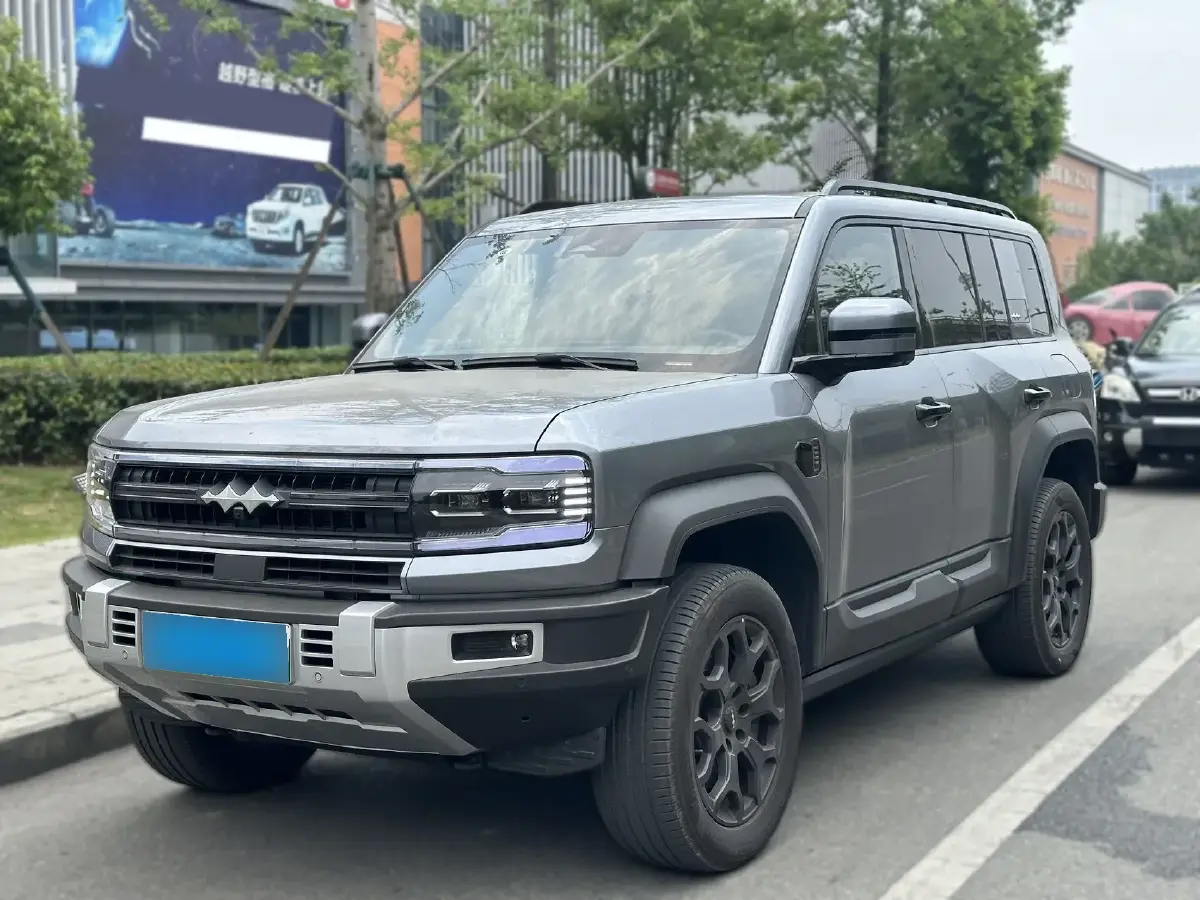 2024 FangChengBao Bao 5 1.5T 194HP L4 E-CVT PHEV 31.8KWH