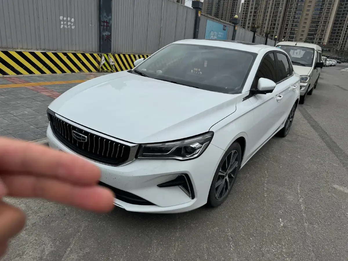 2022 Geely Emgrand L 1.4T 141HP L4 CVT