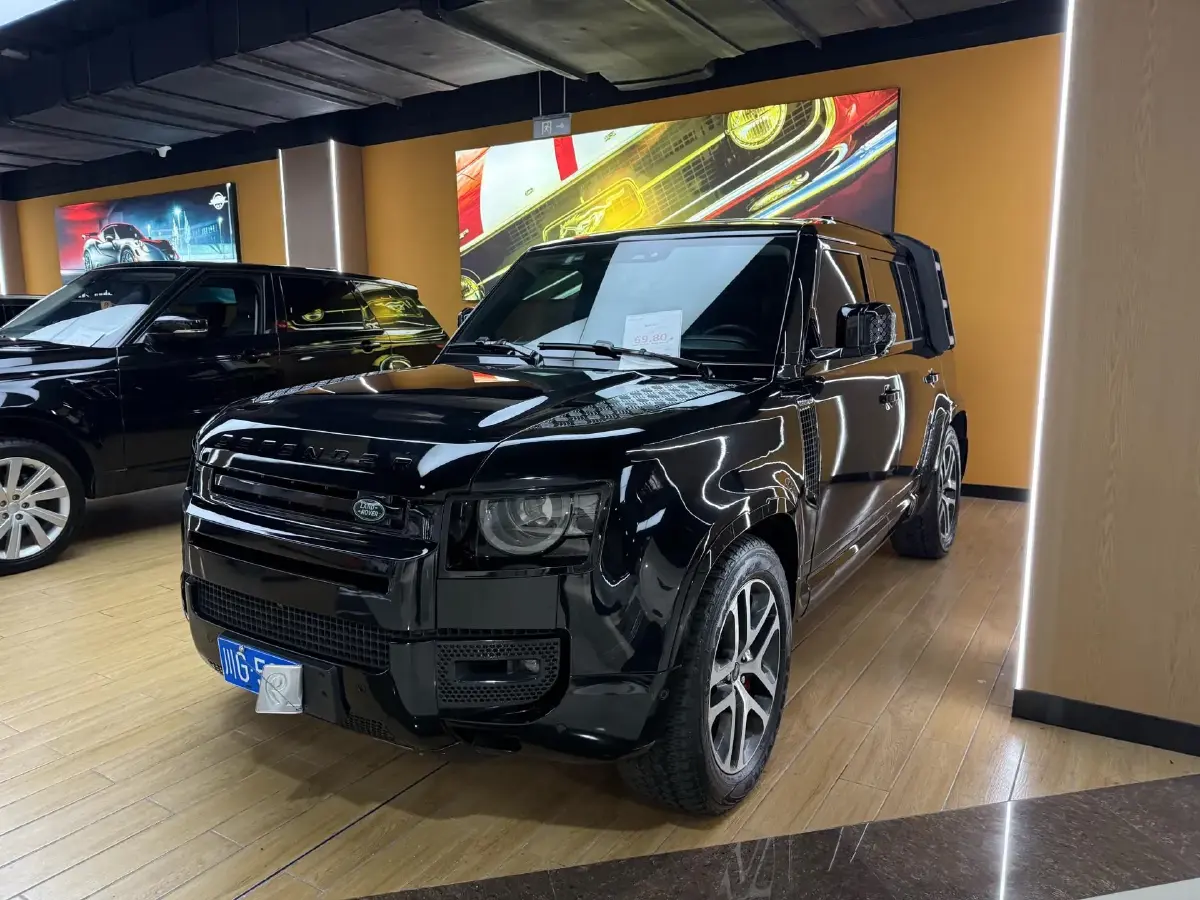 2023 Land Rover Defender 3.0T 400HP L6 8AT