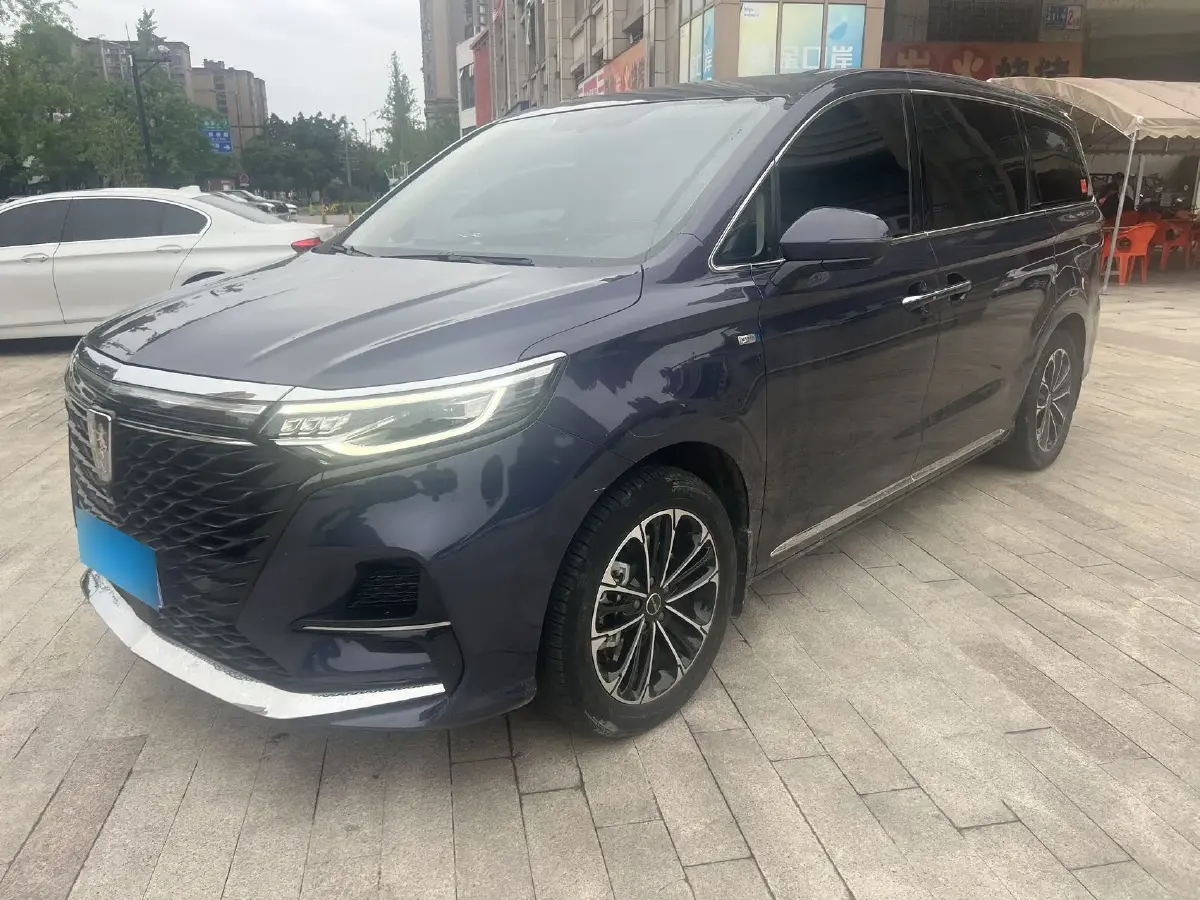 2022 Roewe iMAX8 2.0T 234HP L4 8AT