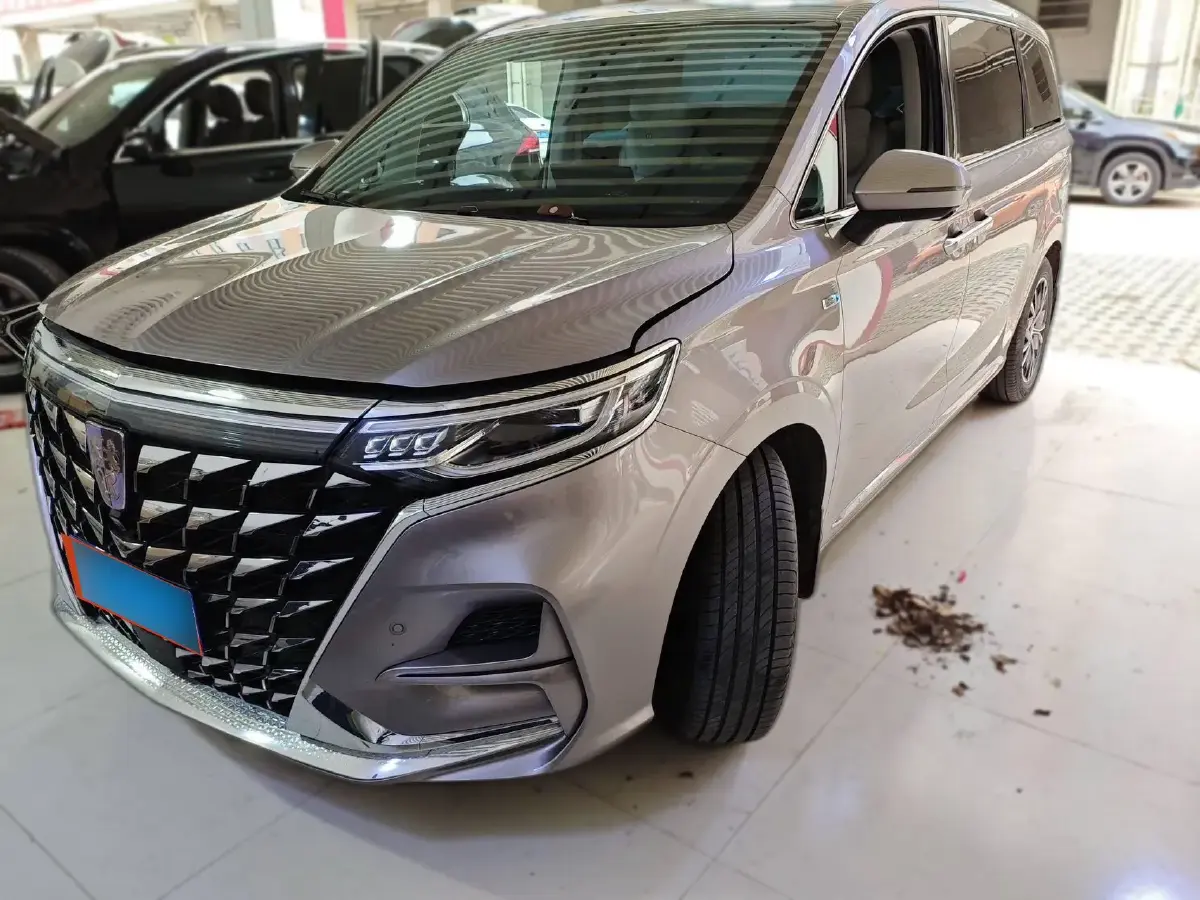 2023 Roewe iMAX8 2.0T 234HP L4 8AT
