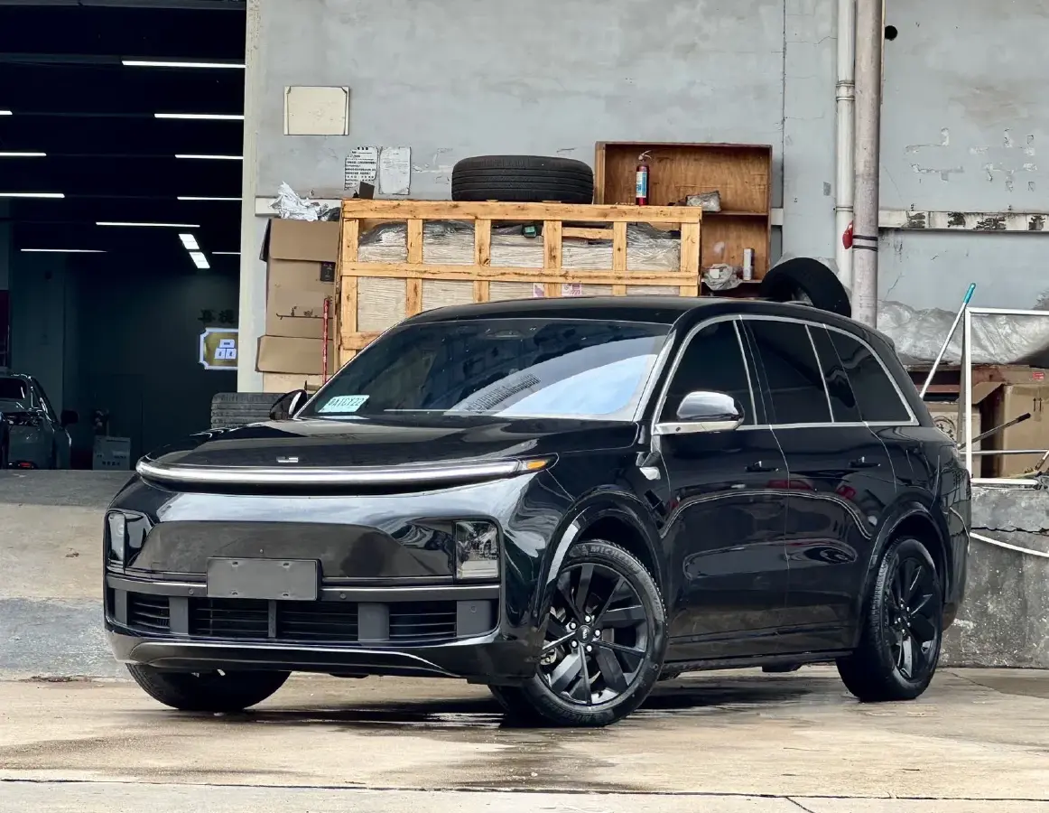 2023 Li L8 Range Extended 154HP REEV 40.9KWH