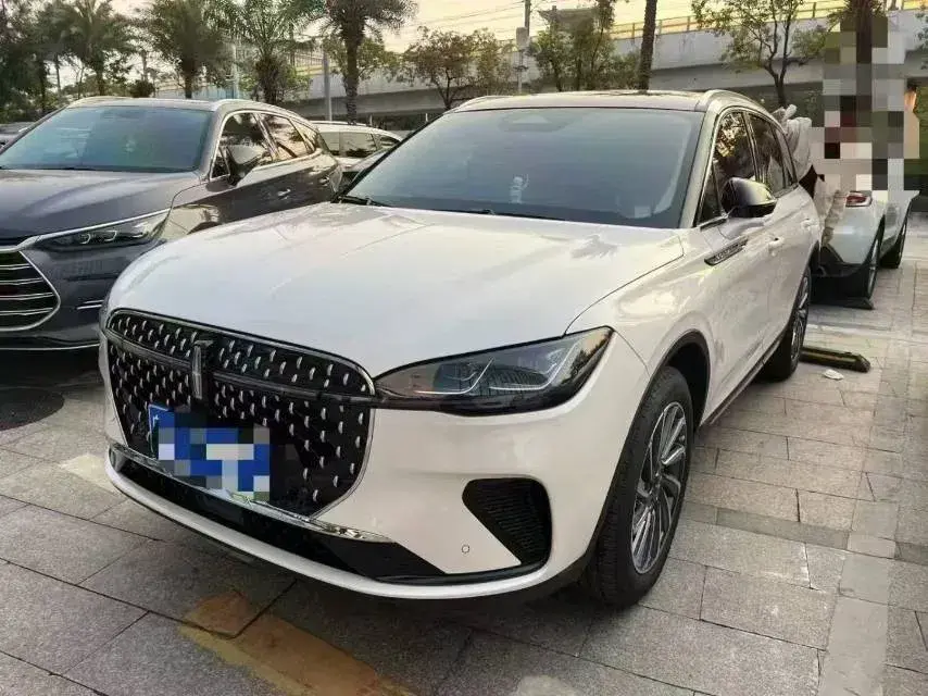 2023 Lincoln Corsair 2.0T 261HP L4 8AT