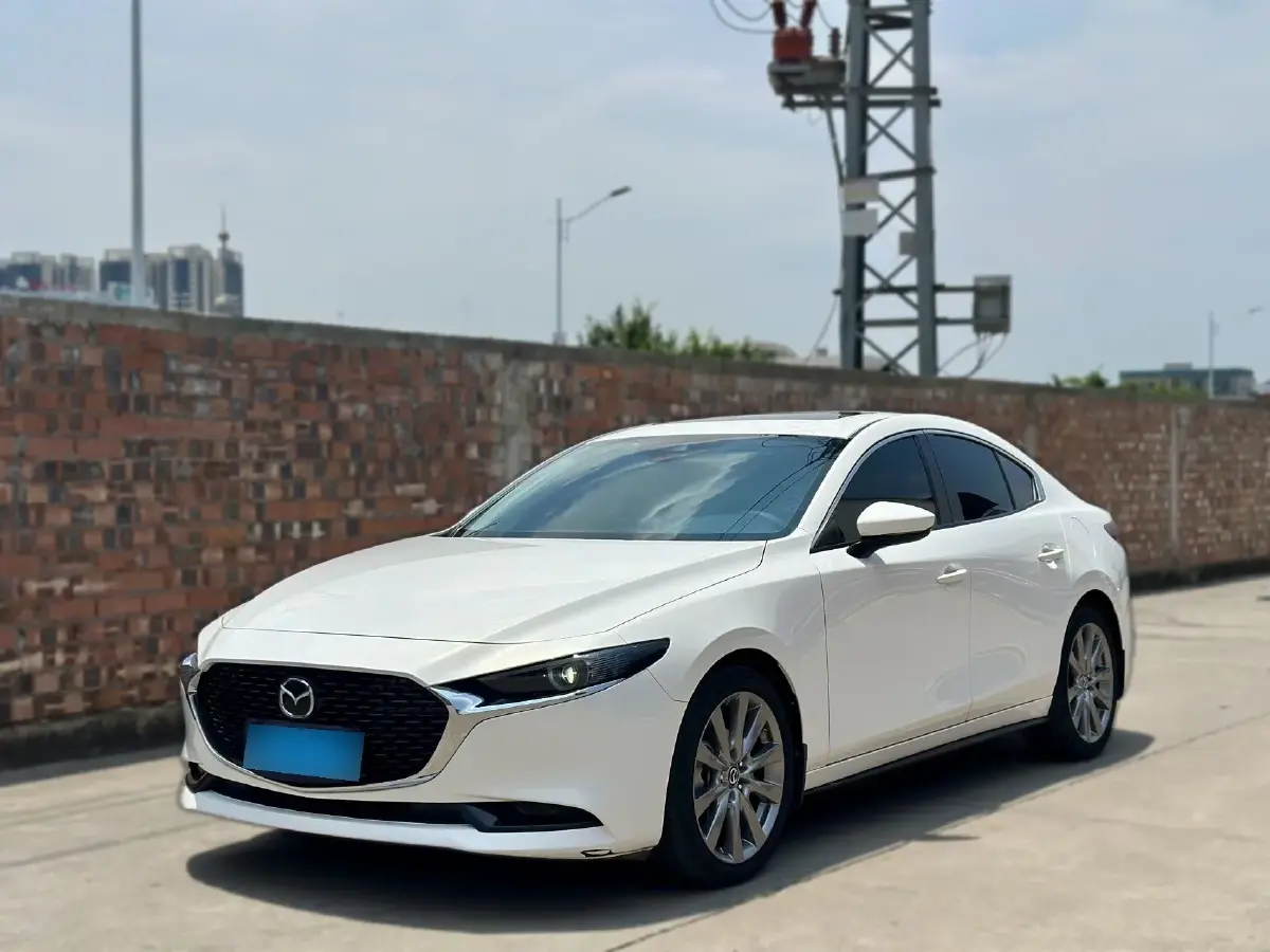 2023 Mazda 3 Axela 2.0L 158HP L4 6AT