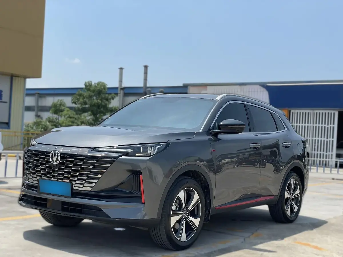 2022 ChangAn CS75 Plus 1.5T 178HP L4 6AT