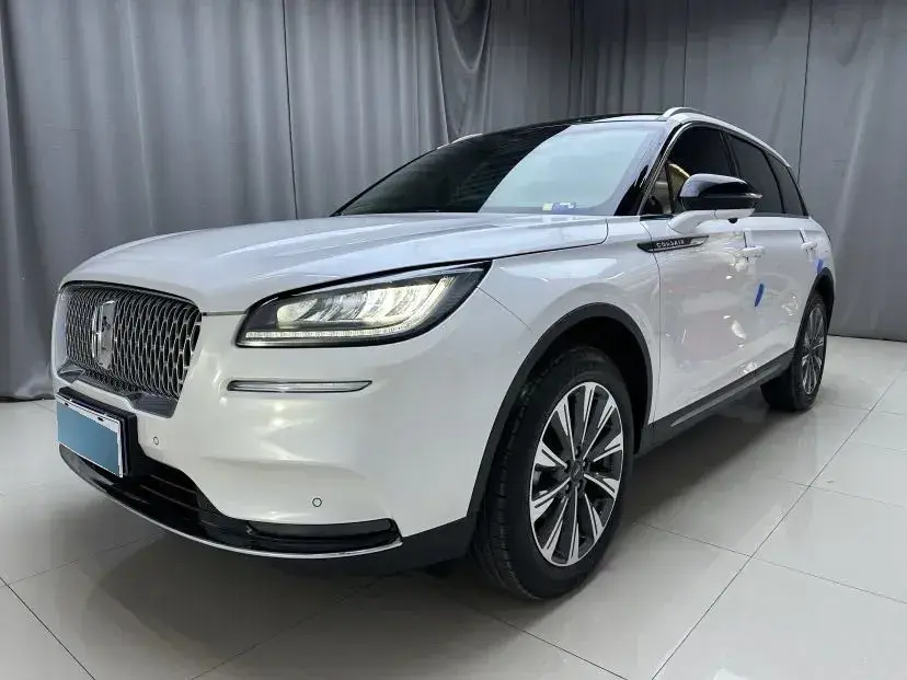 2022 Lincoln Corsair 2.0T 245HP L4 8AT