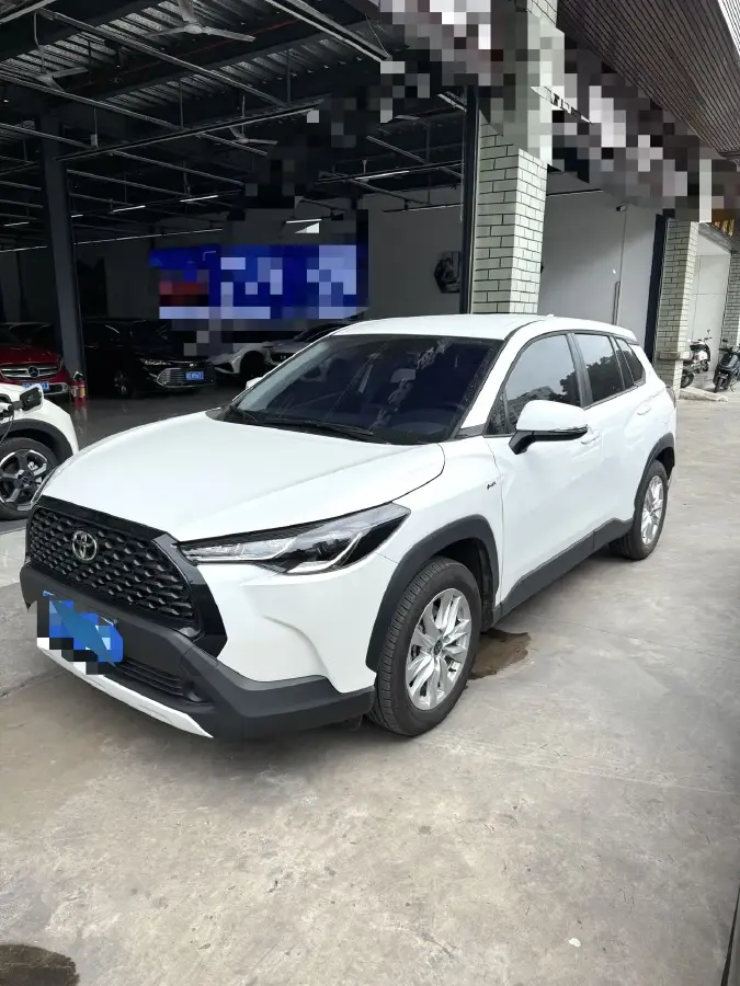 2024 Toyota Corolla Cross 2.0L 152HP L4 E-CVT Hybrid