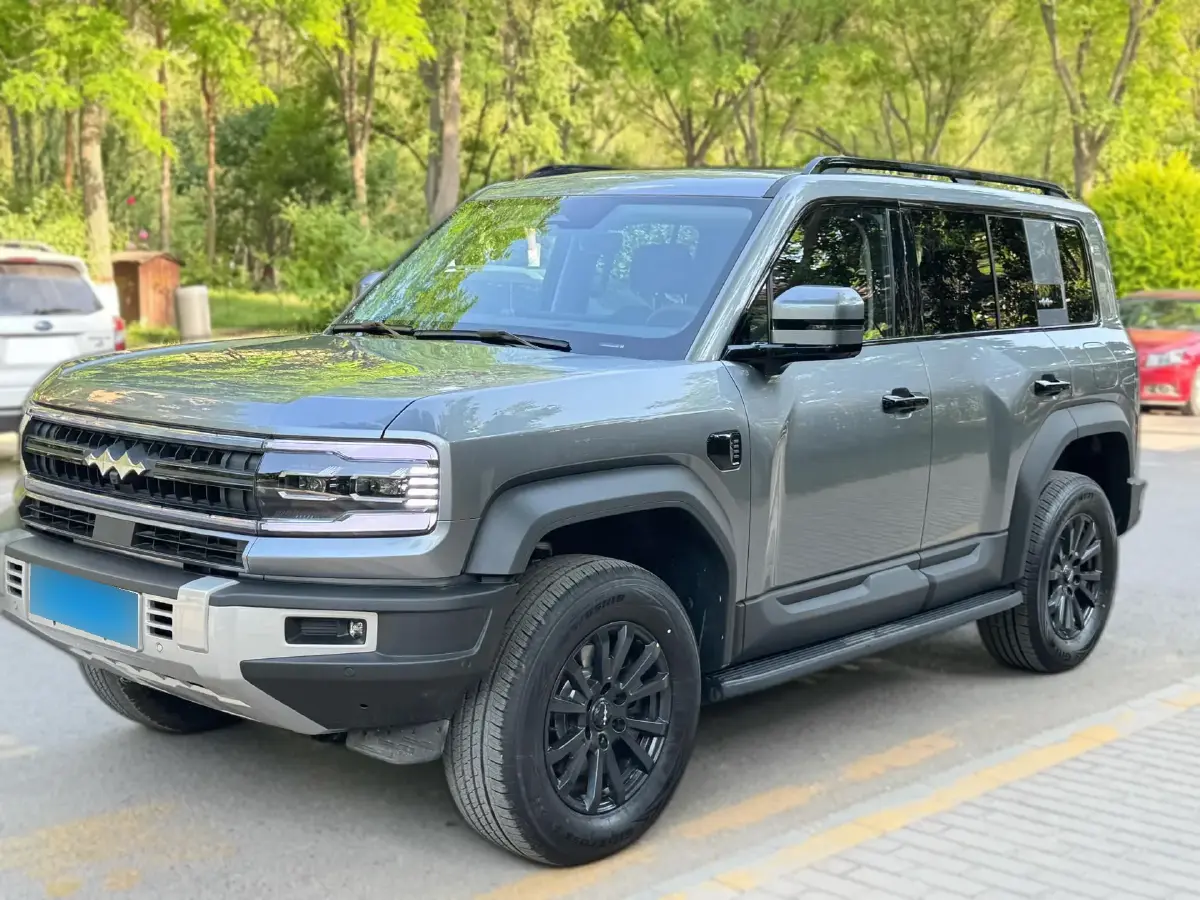 2023 FangChengBao Bao 5 1.5T 194HP L4 E-CVT PHEV 31.8KWH