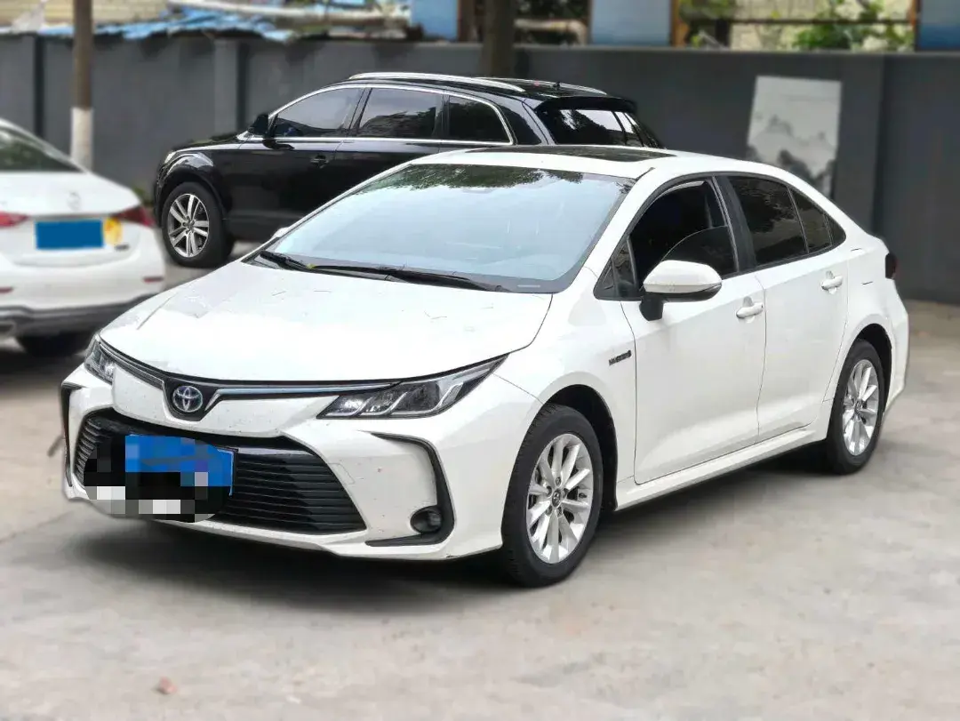 2022 Toyota Corolla 1.8L 98HP L4 E-CVT Hybrid