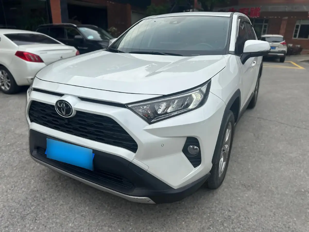 2022 Toyota RAV4 2.0L 171HP L4 CVT