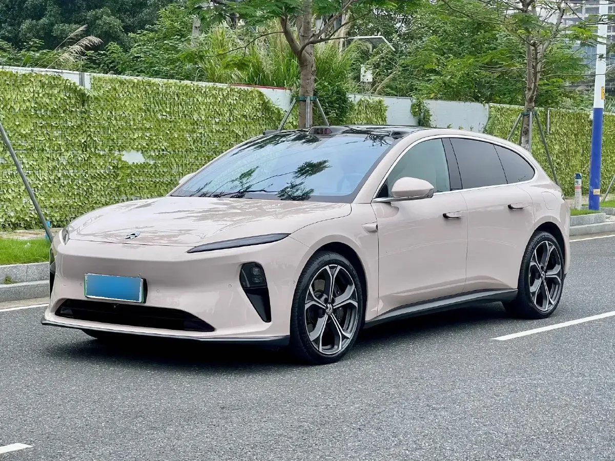2024 NIO ET5T BEV 75KWH