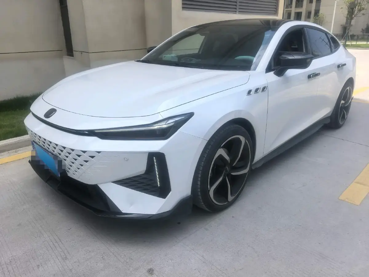 2024 ChangAn UNI-V 1.5T 188HP L4 7DCT