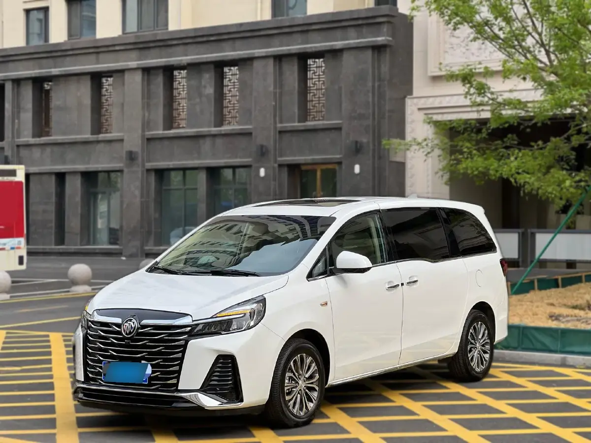 2023 Buick GL8 2.0T 237HP L4 9AT