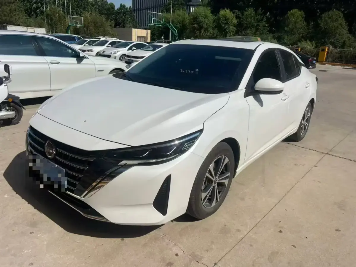 2023 Nissan Sylphy 1.6L 135HP L4 CVT