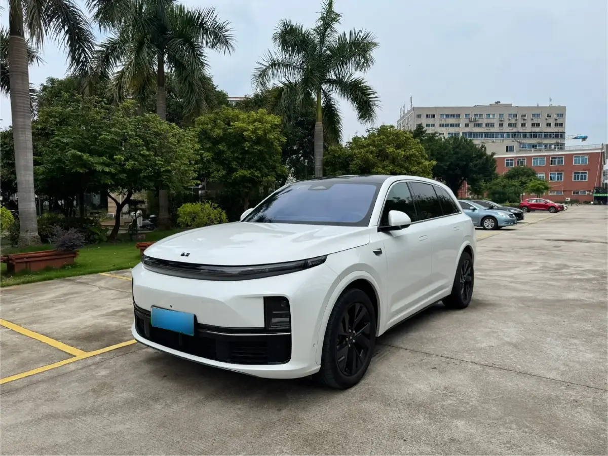 2023 Li L7 Range Extended 154HP REEV 40.9KWH
