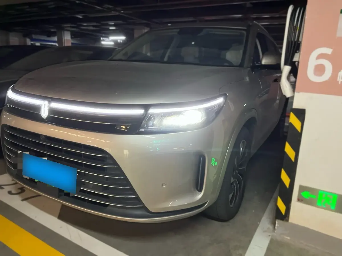 2022 HIMA AITO M7 Range Extended 125HP REEV 40KWH