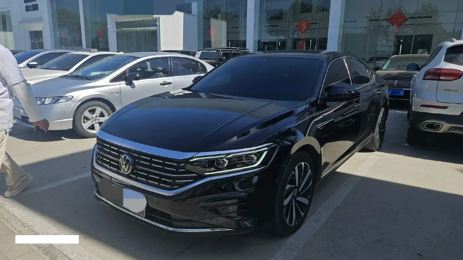2024 Volkswagen Passat 2.0T 220HP L4 7DCT