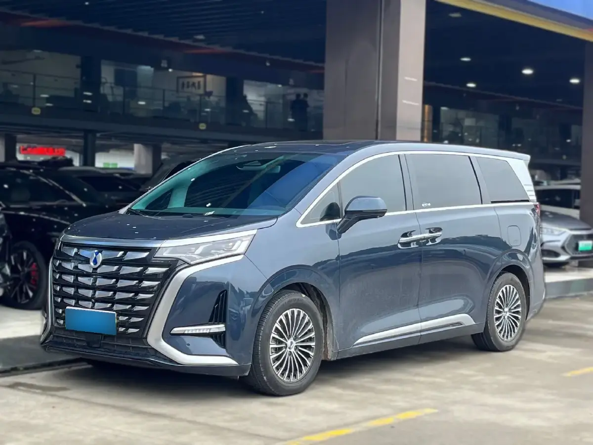 2022 Denza D9 1.5T 139HP L4 E-CVT PHEV 40.06KWH