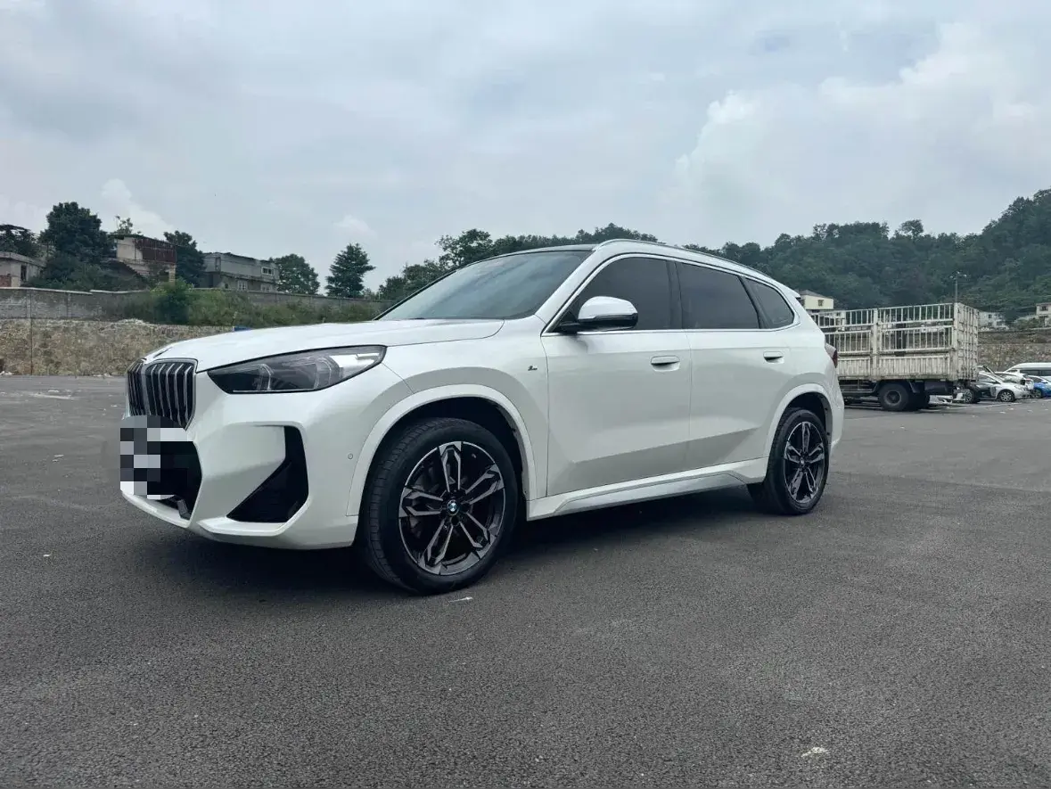 2023 BMW X1 2.0T 204HP L4 7DCT