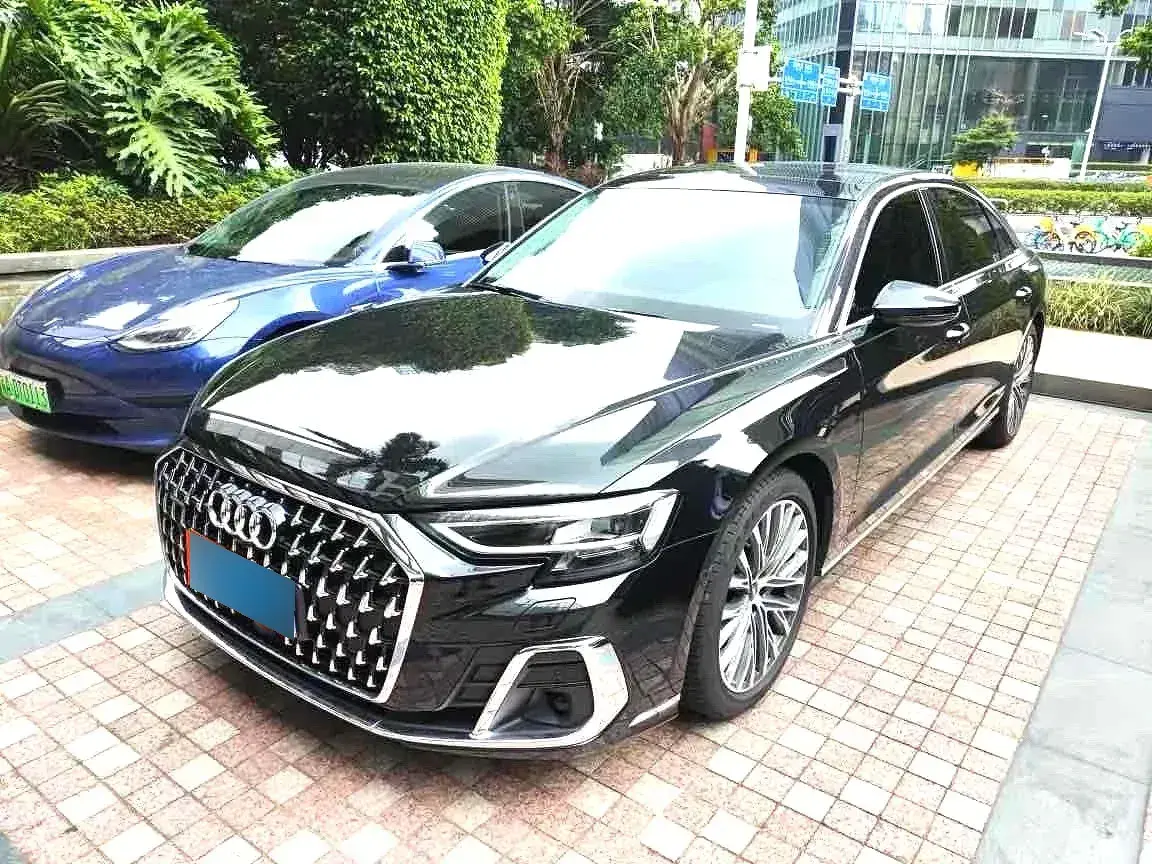 2024 Audi A8 3.0T 286HP V6 8AT