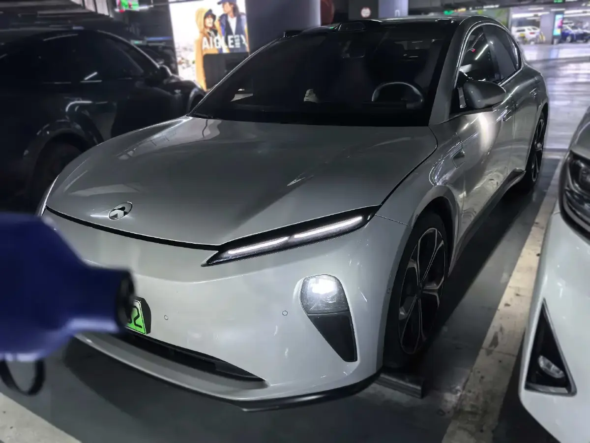 2023 NIO ET5T BEV 75KWH