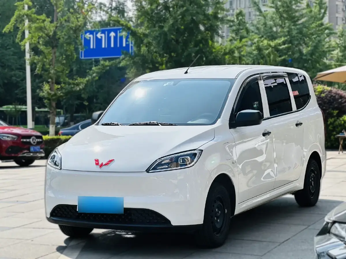 2024 WuLing HongGuang New Energy BEV 32.6KWH