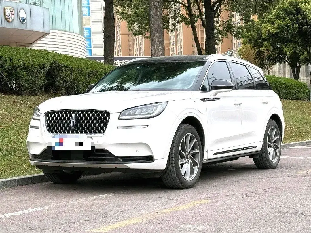 2022 Lincoln Corsair 2.0T 245HP L4 8AT