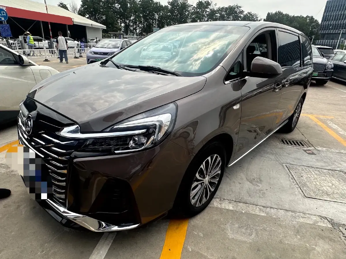 2023 Buick GL8 2.0T 237HP L4 9AT