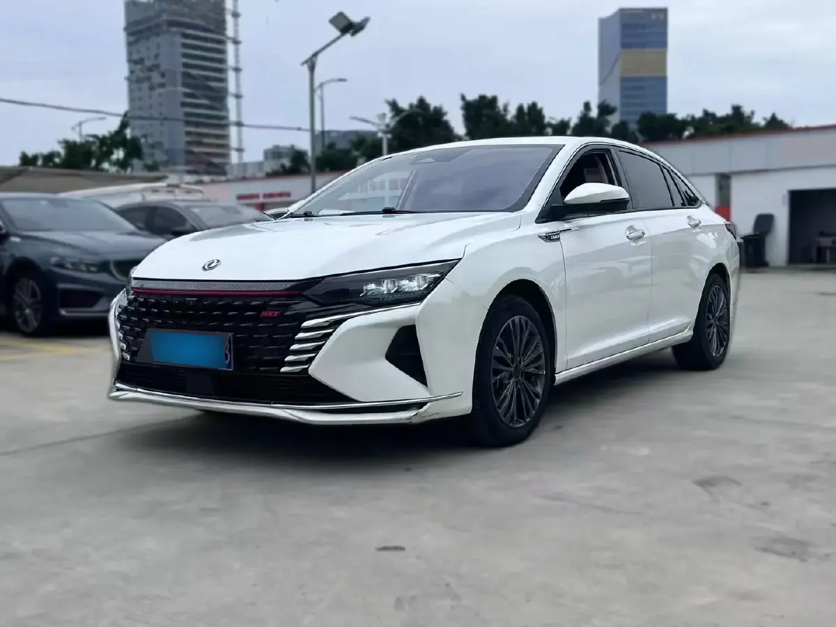 2021 DongFeng Aeolus YiXuan MAX 1.5T 190HP L4 7DCT 2021 DongFeng Aeolus YiXuan MAX 1.5T 190HP L4 7DCT