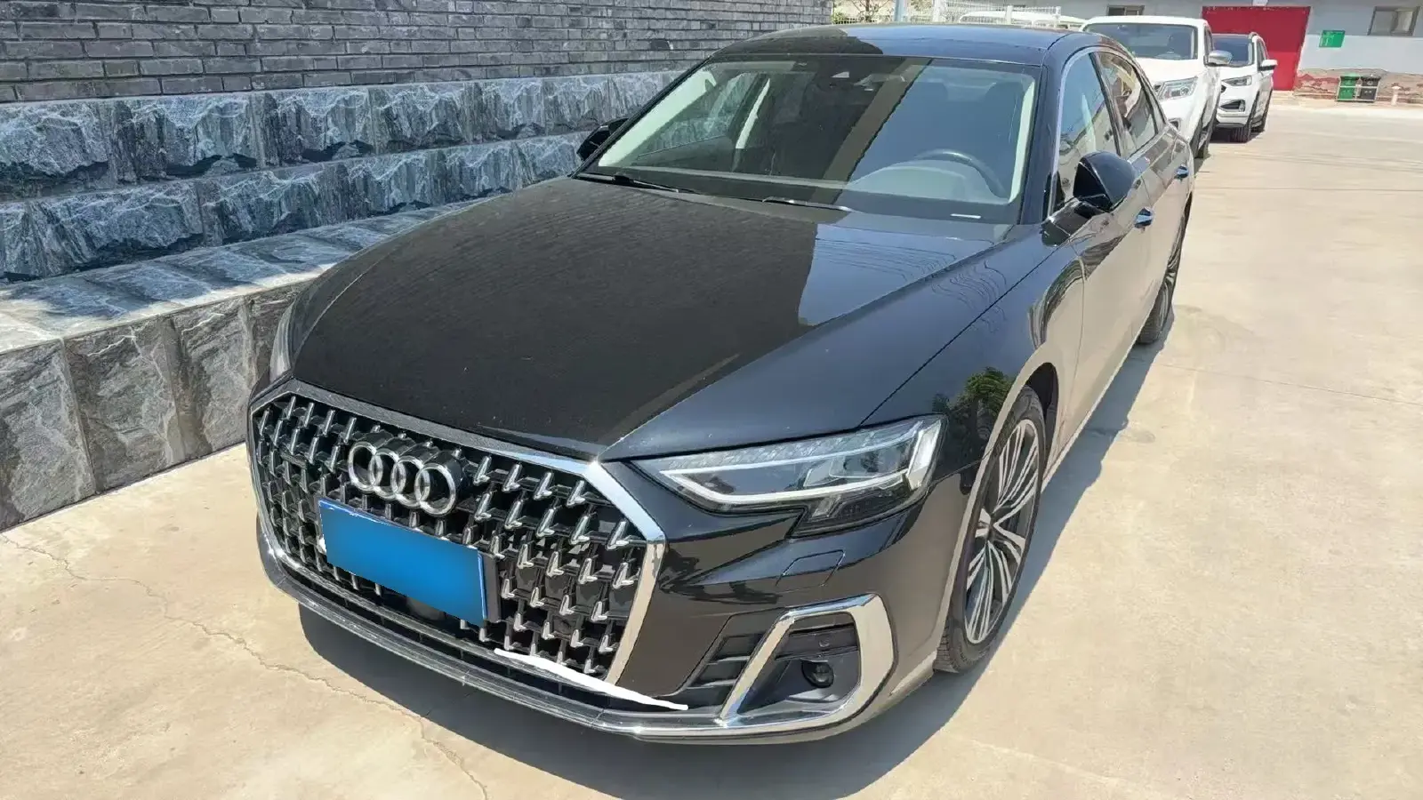 2024 Audi A8 2.0T 265HP L4 8AT