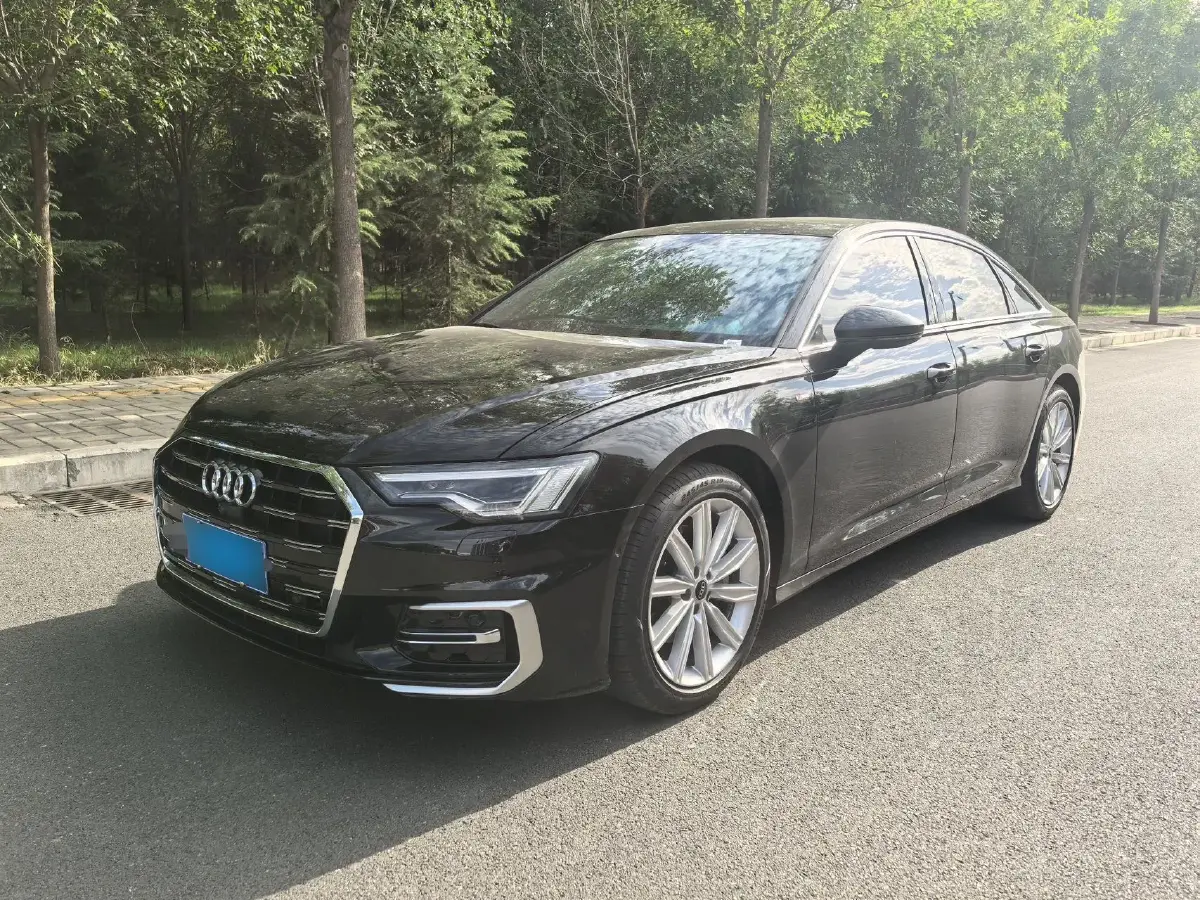 2023 Audi A6L 2.0T 245HP L4 7DCT