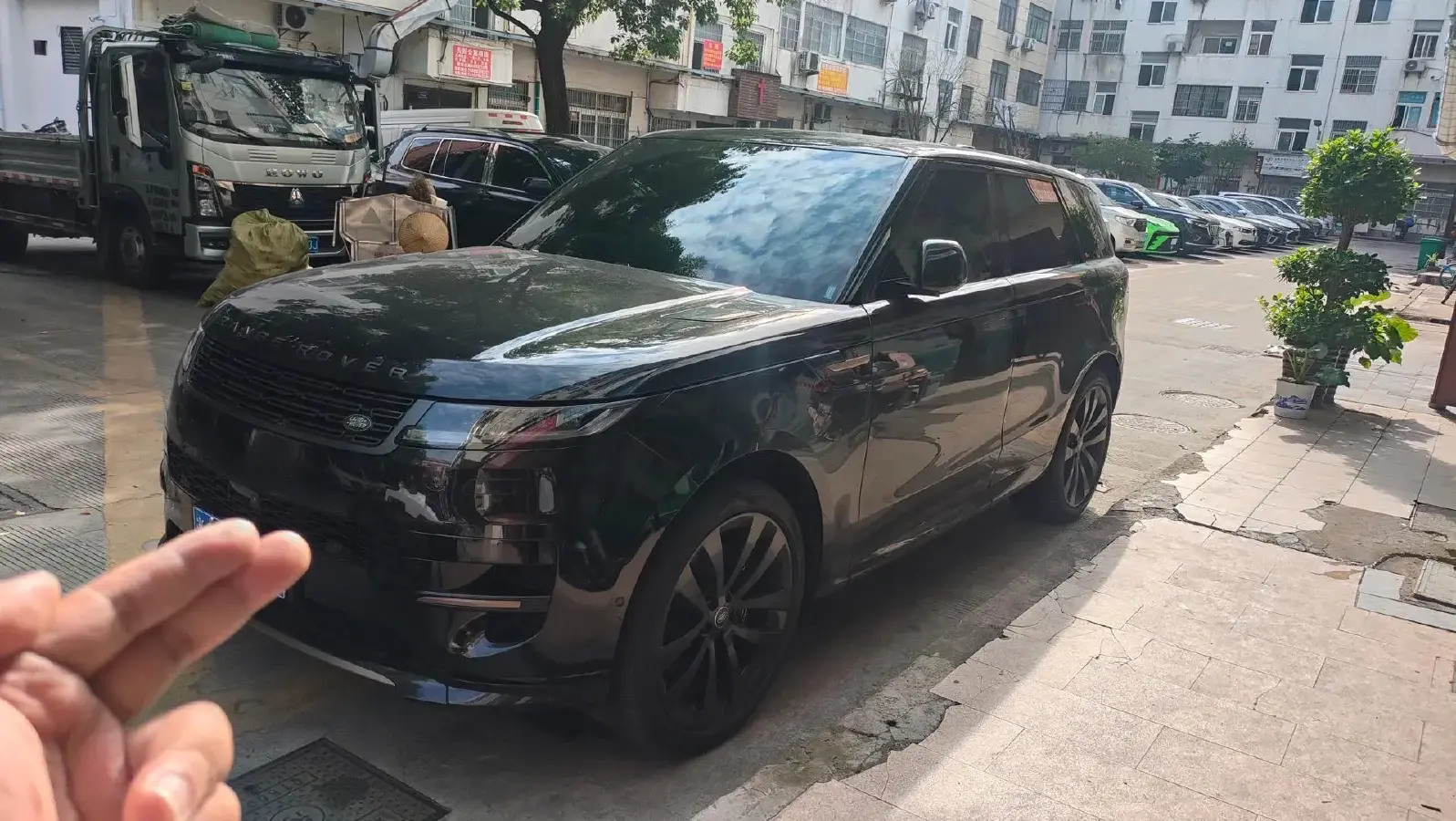 2023 Land Rover Range Rover Sport 3.0T 400HP L6 8AT