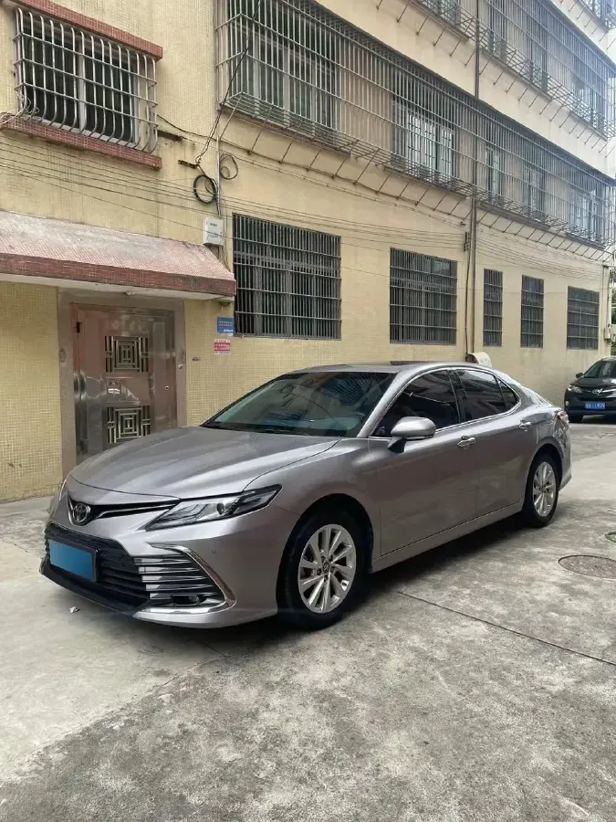 2021 Toyota Camry 2.0L 178HP L4 CVT